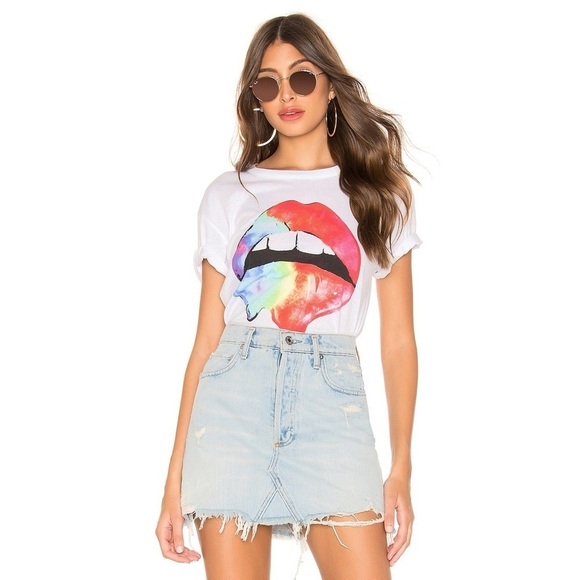 [Chaser] Classic White Rainbow Lips Graphic Tee - Picture 6 of 6